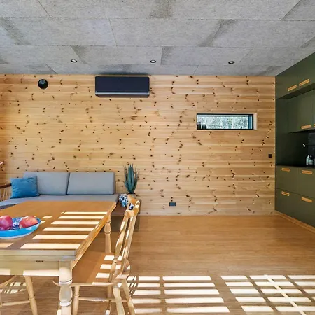 New And Charming Tiny House On A Natural Plot *